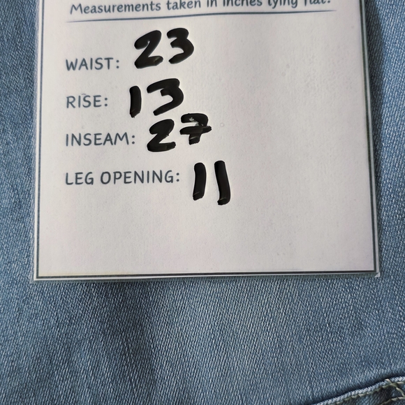 Democracy Cropped Embroidery Jeans Scallop Hem Size 24W - Picture 16 of 16